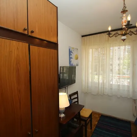 Apartment Cosy Sweet Yellow Split