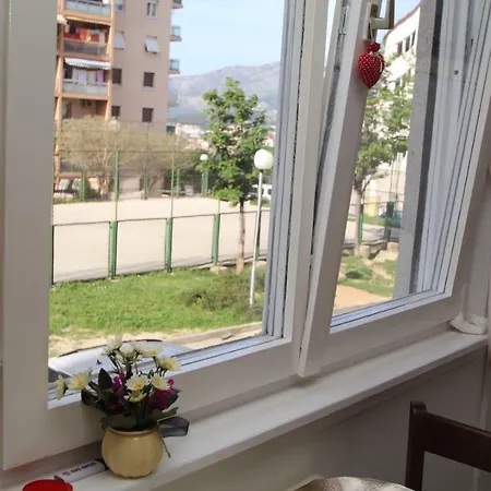 Apartment Cosy Sweet Yellow *