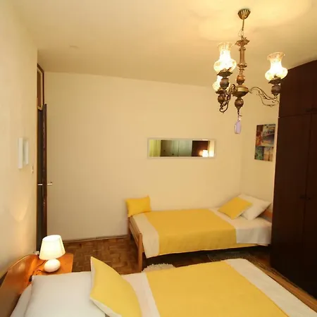 Apartment Cosy Sweet Yellow *